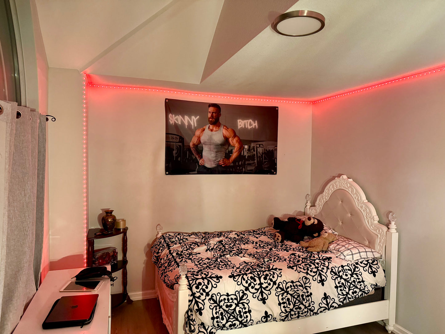 Chris Bumstead "Skinny Bitch"